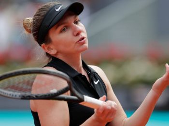 Simona Halep: Wimbledon defending champion pulls out due to injury