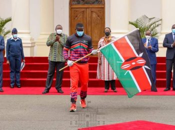 In pictures: President Kenyatta hands over flag to Tokyo-bound contingent