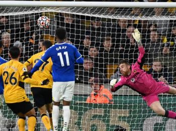 EPL: Wolves pile on misery for spluttering Everton